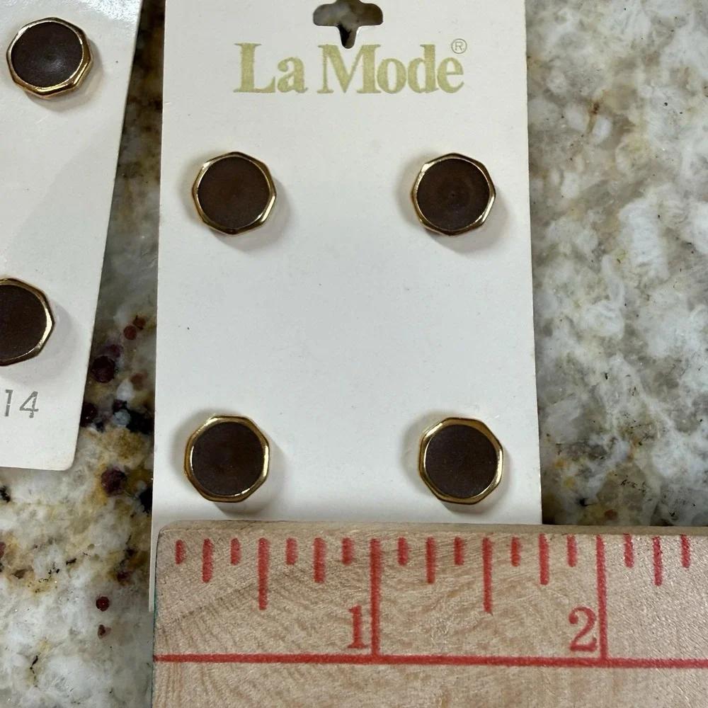 Vintage La‎ Mode 2914 Brown Metal Shank Buttons 11mm 7/16